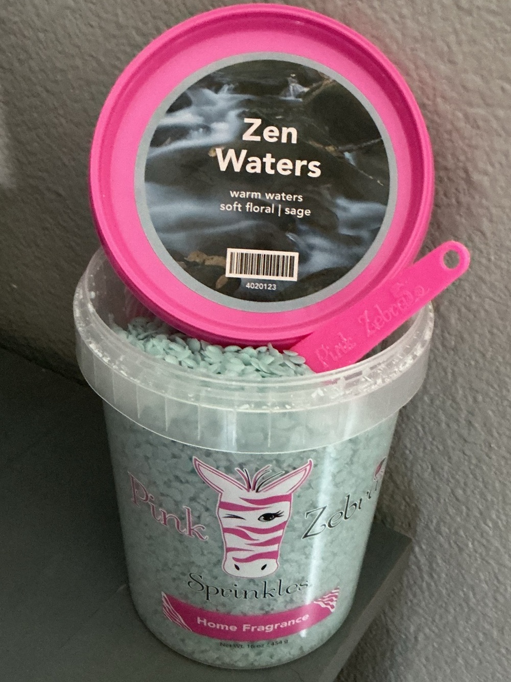 Zen Waters Pink Zebra Wax Melts in a 4 oz blend bag
